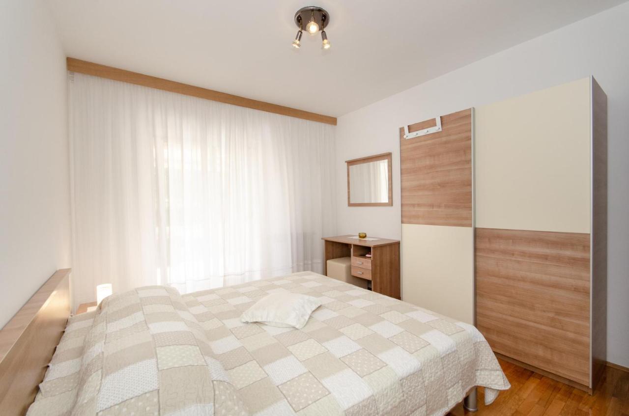 Apartments Bungavilia Ρόβινι Εξωτερικό φωτογραφία