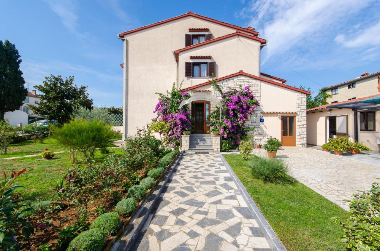 Apartments Bungavilia Ρόβινι Εξωτερικό φωτογραφία