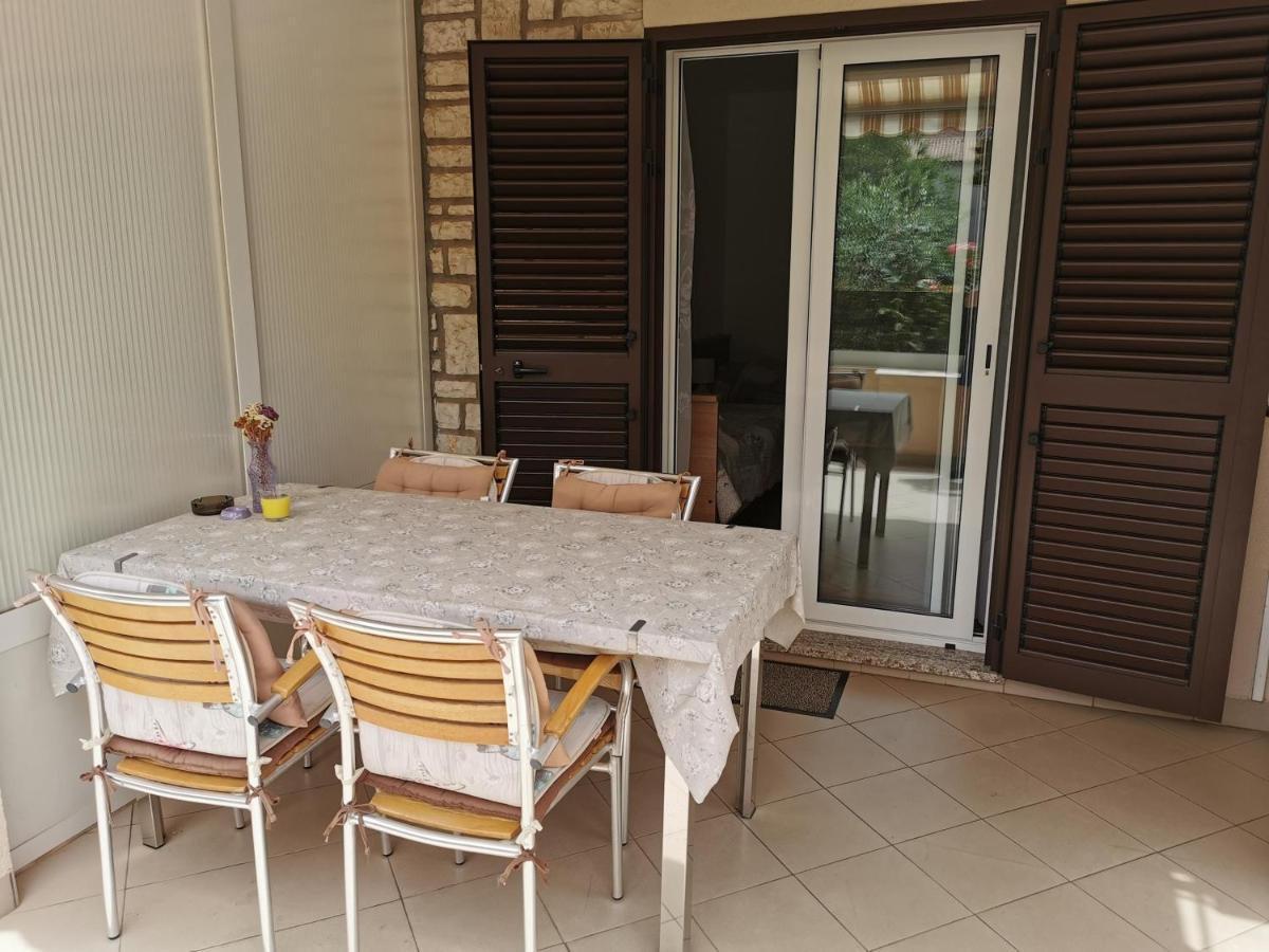 Apartments Bungavilia Ρόβινι Εξωτερικό φωτογραφία